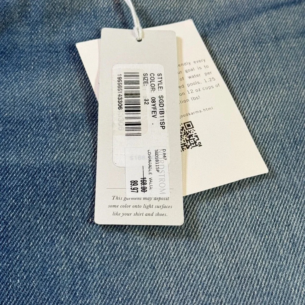AG Adriano Goldschmied Alexxis Denim Shorts Distressed Raw Hem Size 32 New